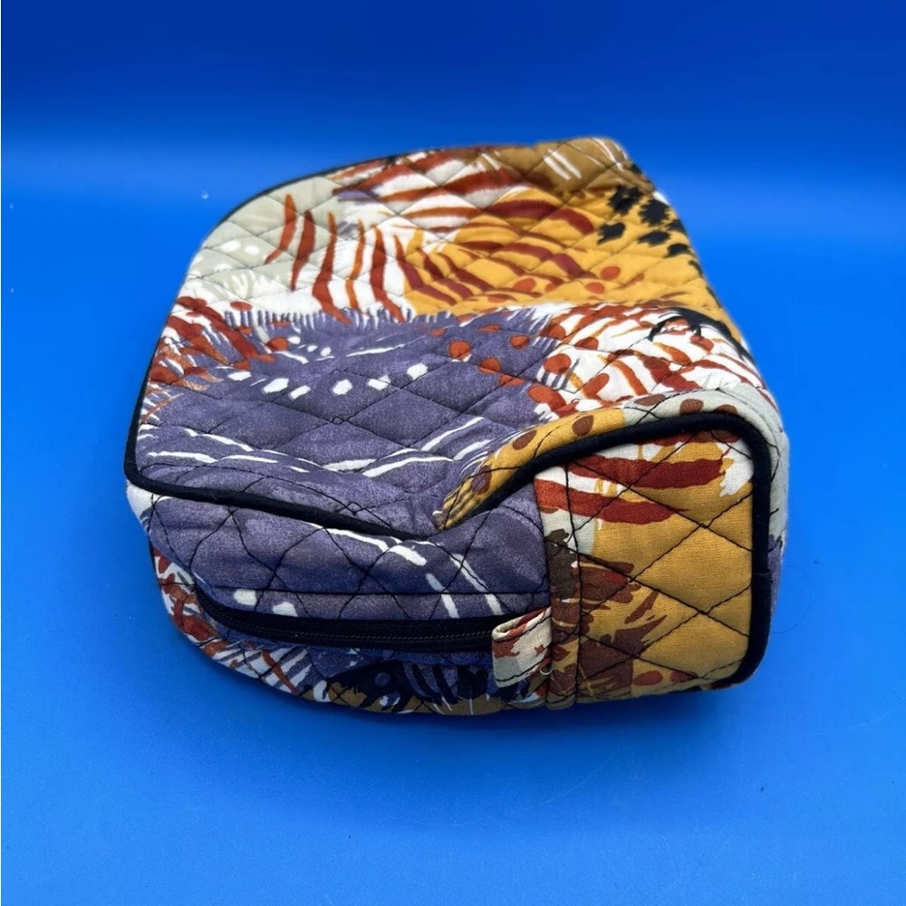 Vera Bradley Large Cosmetic Bag Painted Feathers,Toiletry Designer Zip  EUC - Picture 4 of 6